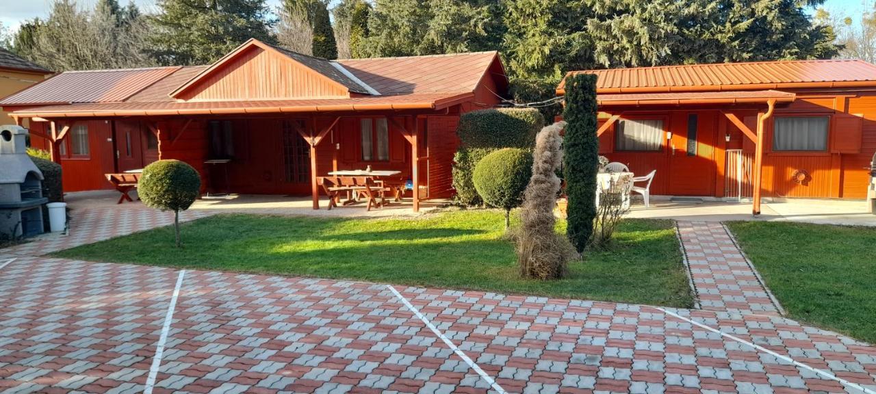 Mosonmagyaróvár Keri Apartman מראה חיצוני תמונה