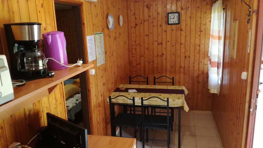 Mosonmagyaróvár Keri Apartman מראה חיצוני תמונה