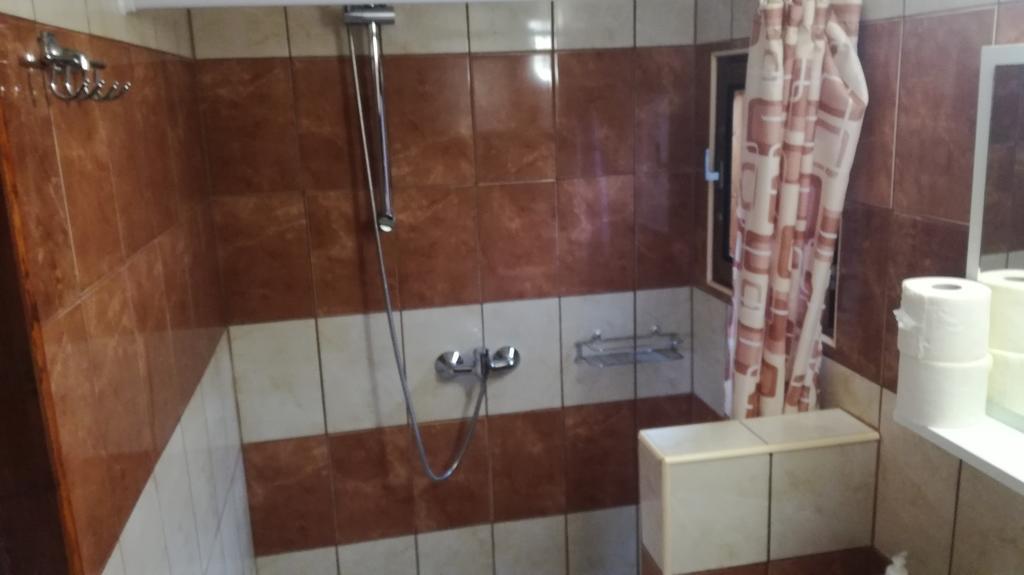 Mosonmagyaróvár Keri Apartman מראה חיצוני תמונה