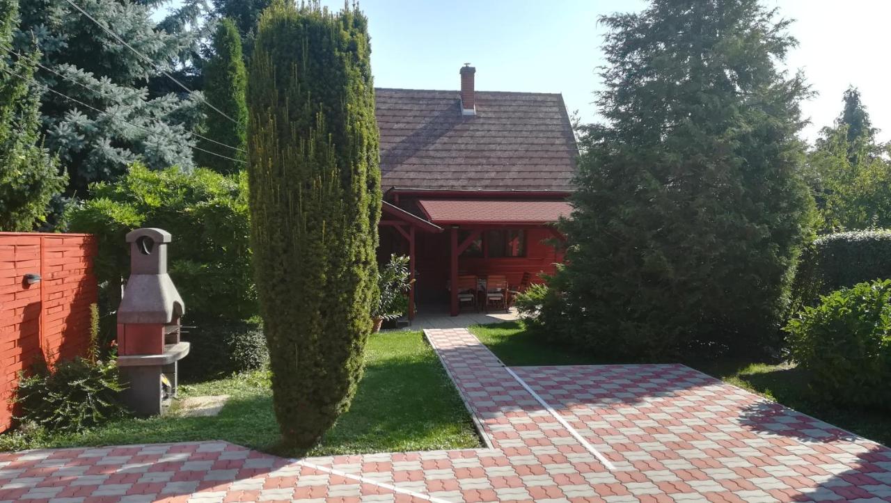 Mosonmagyaróvár Keri Apartman מראה חיצוני תמונה